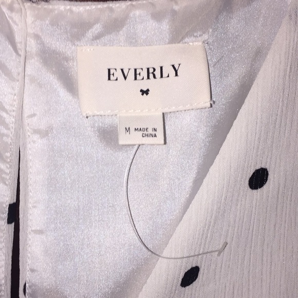 White jumpsuit with black polkadots! - Picture 5 of 6